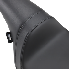 Drag Specialties Predator Seat – Mild Stitch – FXSB '13-'17 – view 2