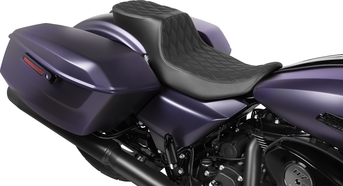 Drag Specialties Performance Predator 2-Up Seat – Vinyl – Black Double Diamond Stitch – FLHX/FLTR '23-'24 – view 3