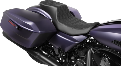 Drag Specialties Performance Predator 2-Up Seat – Vinyl – Black Double Diamond Stitch – FLHX/FLTR '23-'24 – view 3