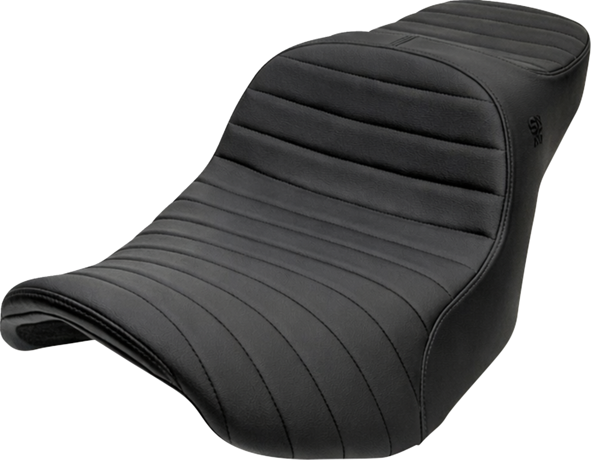 Slyfox Chariot Seat – Black Classic Stitch – Black Logo – FLH/FLT '23.5-'26
