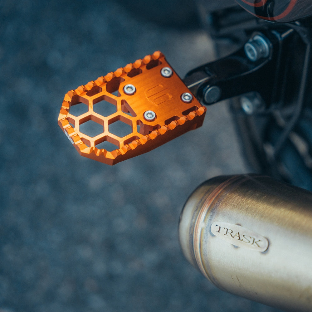 OG HoneyComp V3 Foot Pegs