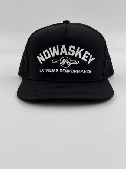Gorra snapback Nowaskey negra y gris