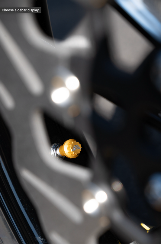 Upgrade your Motorcycle with the Nowaskey Gold Valve Stem. Crafted with a sleek gold finish and engraved logo, it combines style and functionality. Easy to install and compatible with most standard tires.