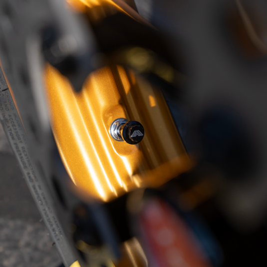 Upgrade your Motorcycle with the Nowaskey Black Valve Stem. Crafted with a sleek gold finish and engraved logo, it combines style and functionality. Easy to install and compatible with most standard tires.