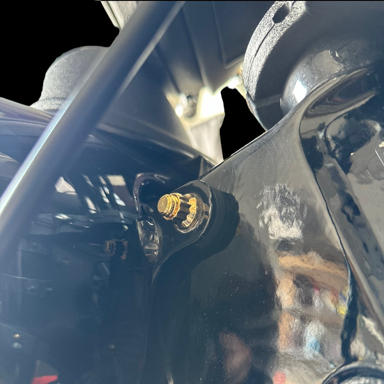 BAMCO 18+ Softail Tank ARP Bolt