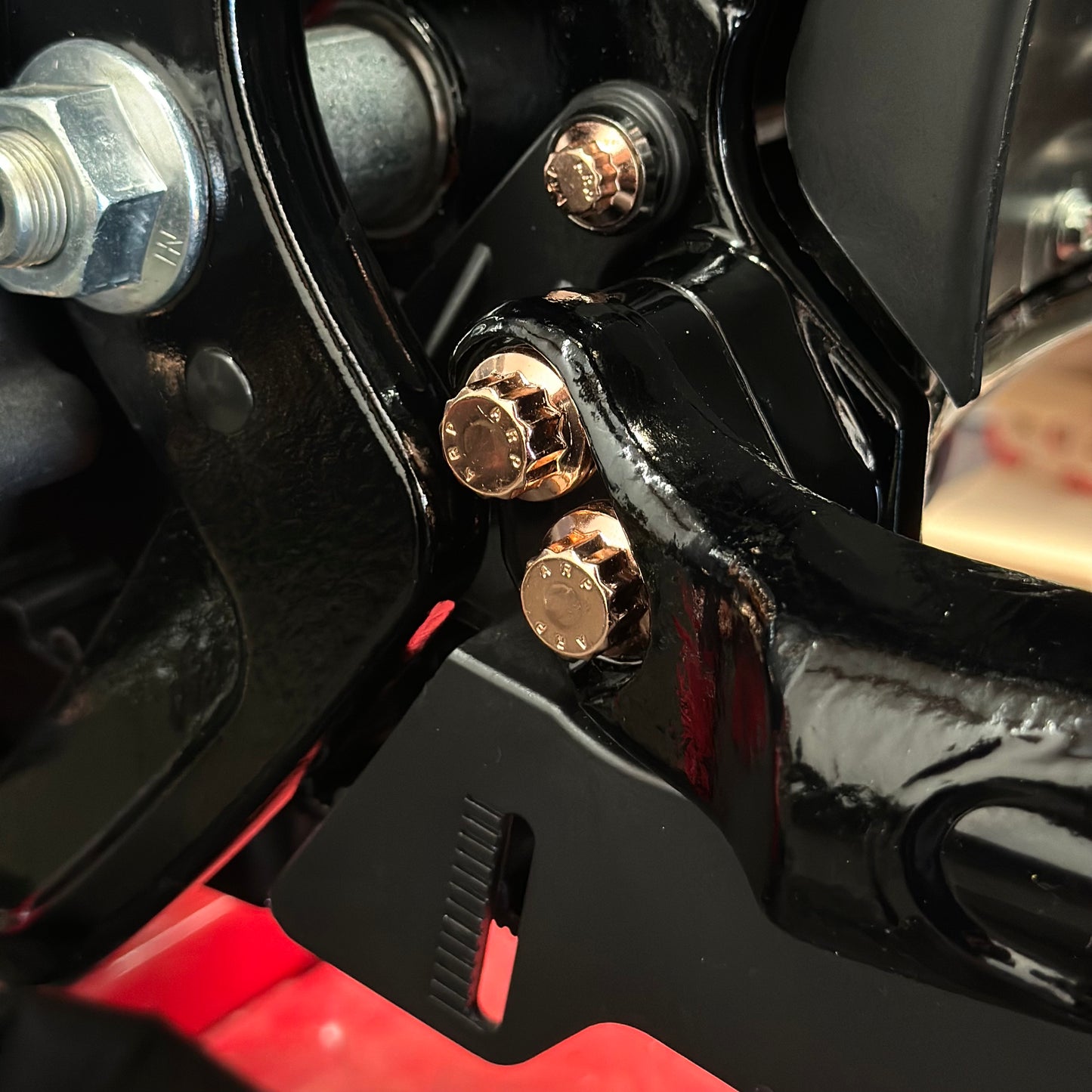 BAMCO M8 Softail Swing Arm ARP Kit