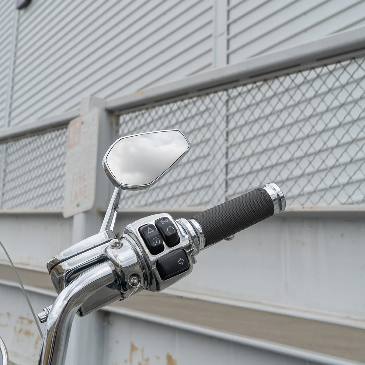 Arlen Ness Mini Stocker Forged Mirrors in Chrome, Fits all Harley Davidson Models